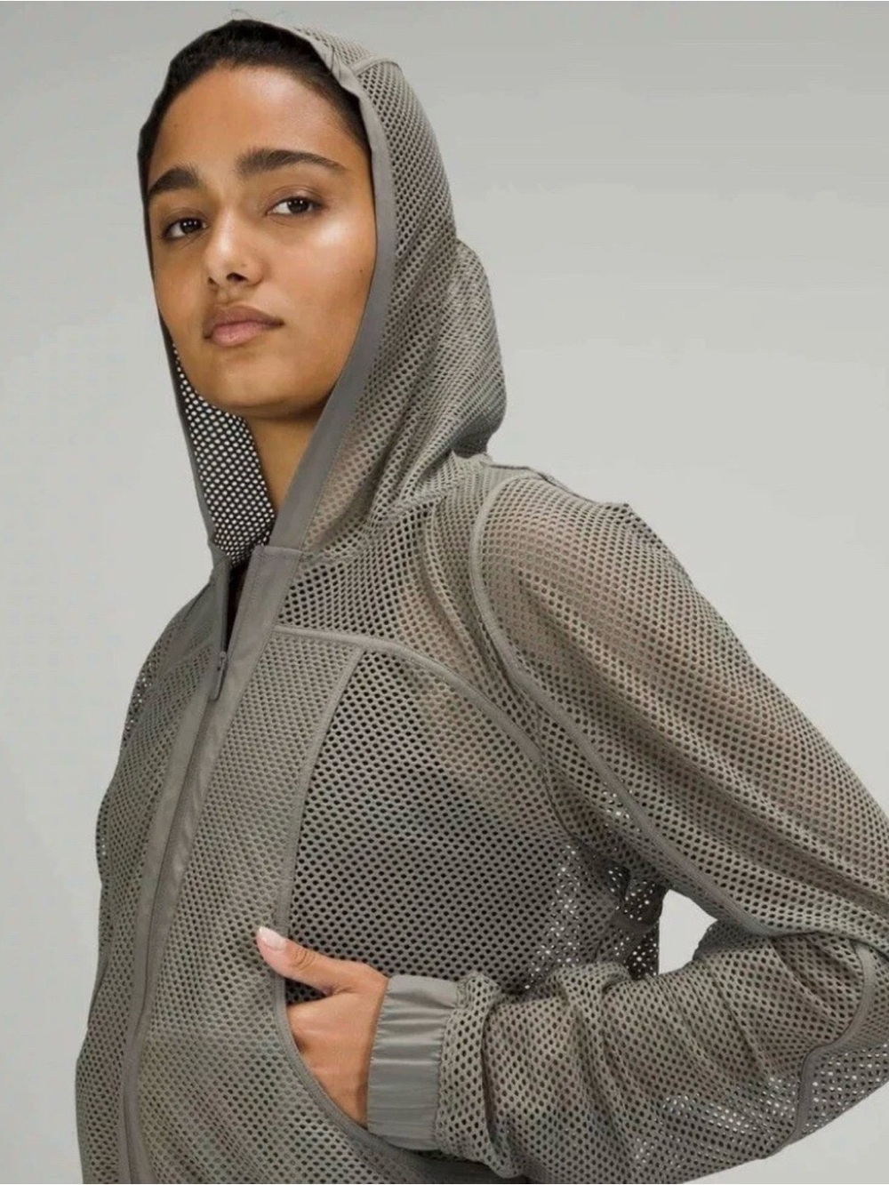 Lululemon Relaxed Fit Mesh Jacket Grey Sage W3EZOS